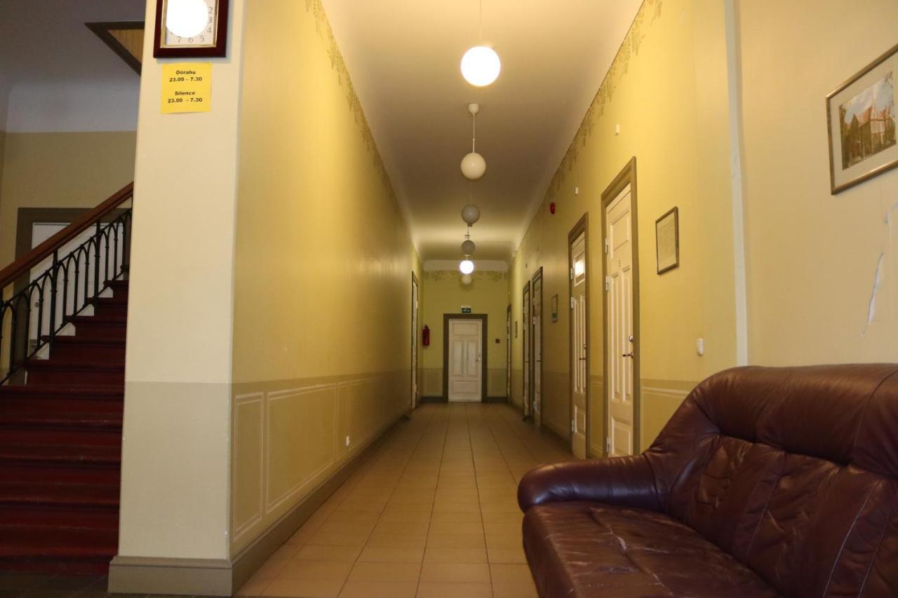 Hostel Louna Pärnu Buitenkant foto