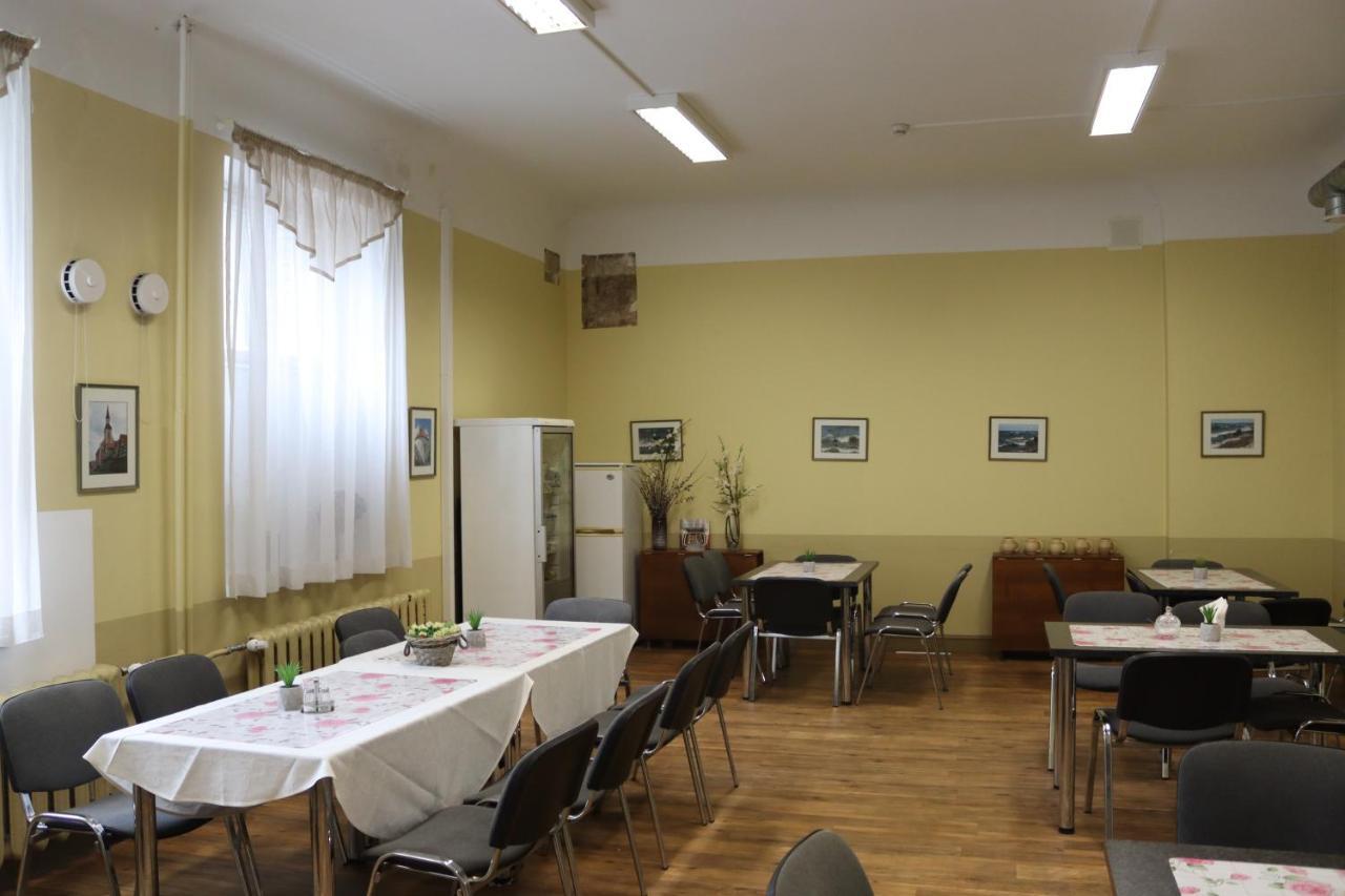 Hostel Louna Pärnu Buitenkant foto