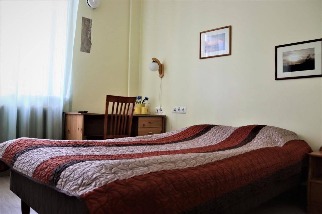 Hostel Louna Pärnu Buitenkant foto